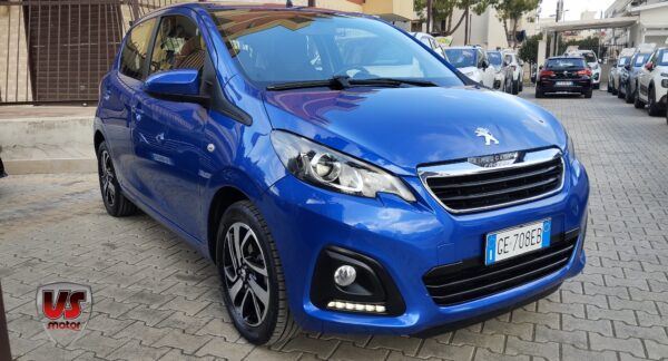 PEUGEOT 108