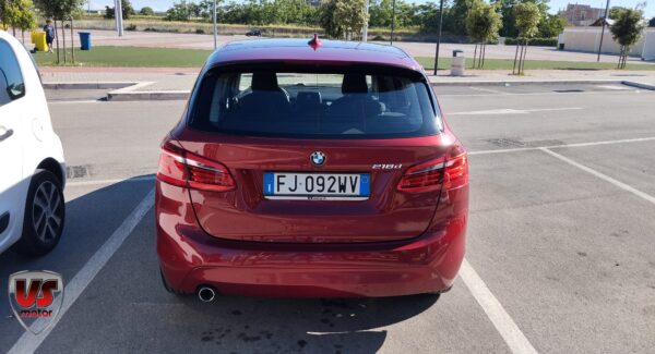 BMW 218D - immagine 2