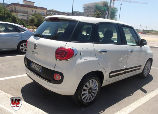 FIAT 500L - immagine 4