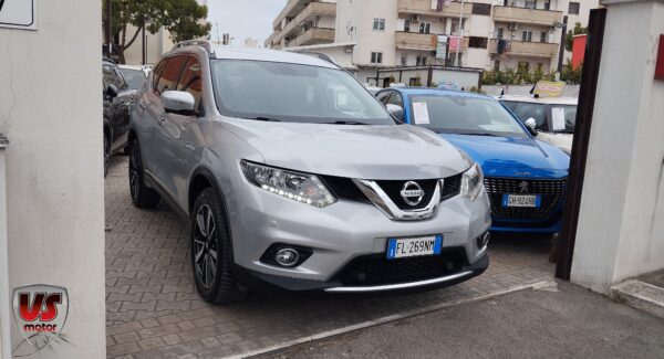 NISSAN X-TRAIL