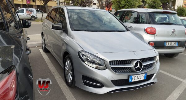 MERCEDES 180D