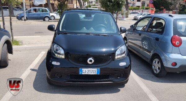 SMART FORFOUR - immagine 2