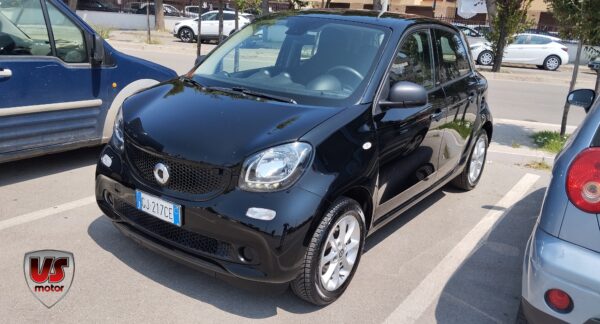 SMART FORFOUR - immagine 3