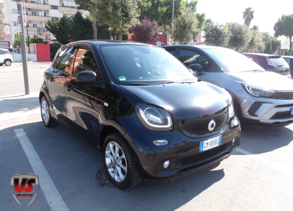 SMART FORFOUR