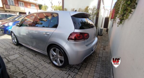 VOLKSWAGEN GOLF R - immagine 2