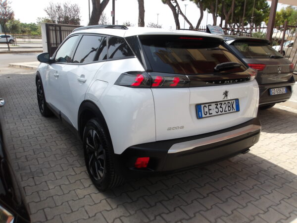 PEUGEOT 2008 - immagine 4