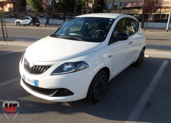LANCIA YPSILON - immagine 3