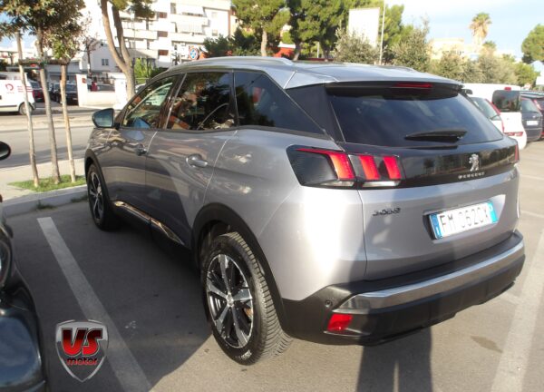 PEUGEOT 3008 - immagine 4
