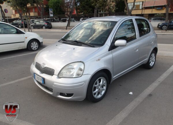 TOYOTA YARIS - immagine 3