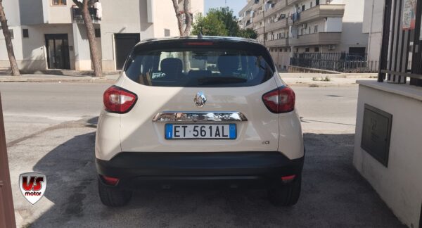 RENAULT CAPTUR - immagine 3