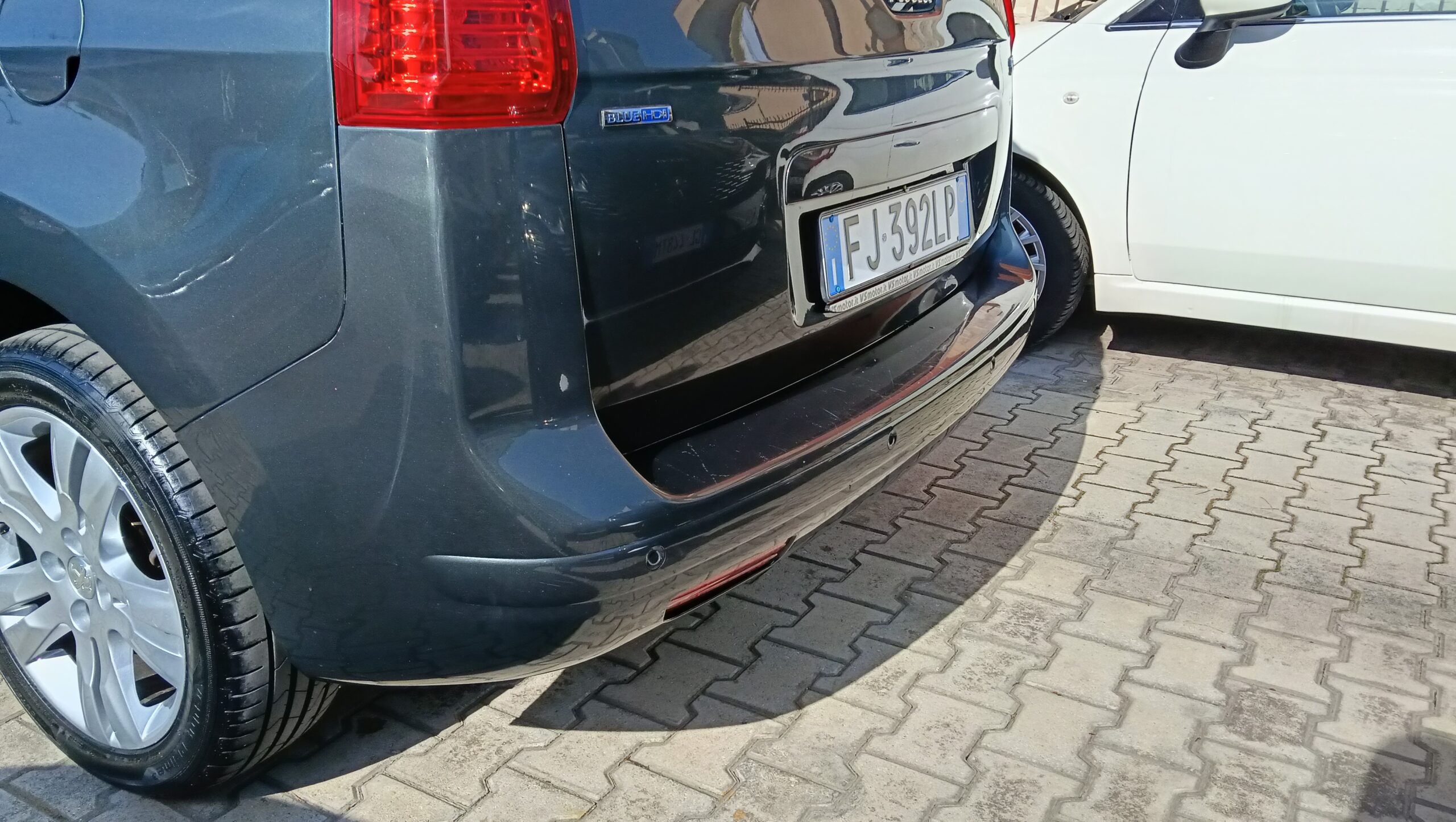 PEUGEOT 5008 - immagine 4