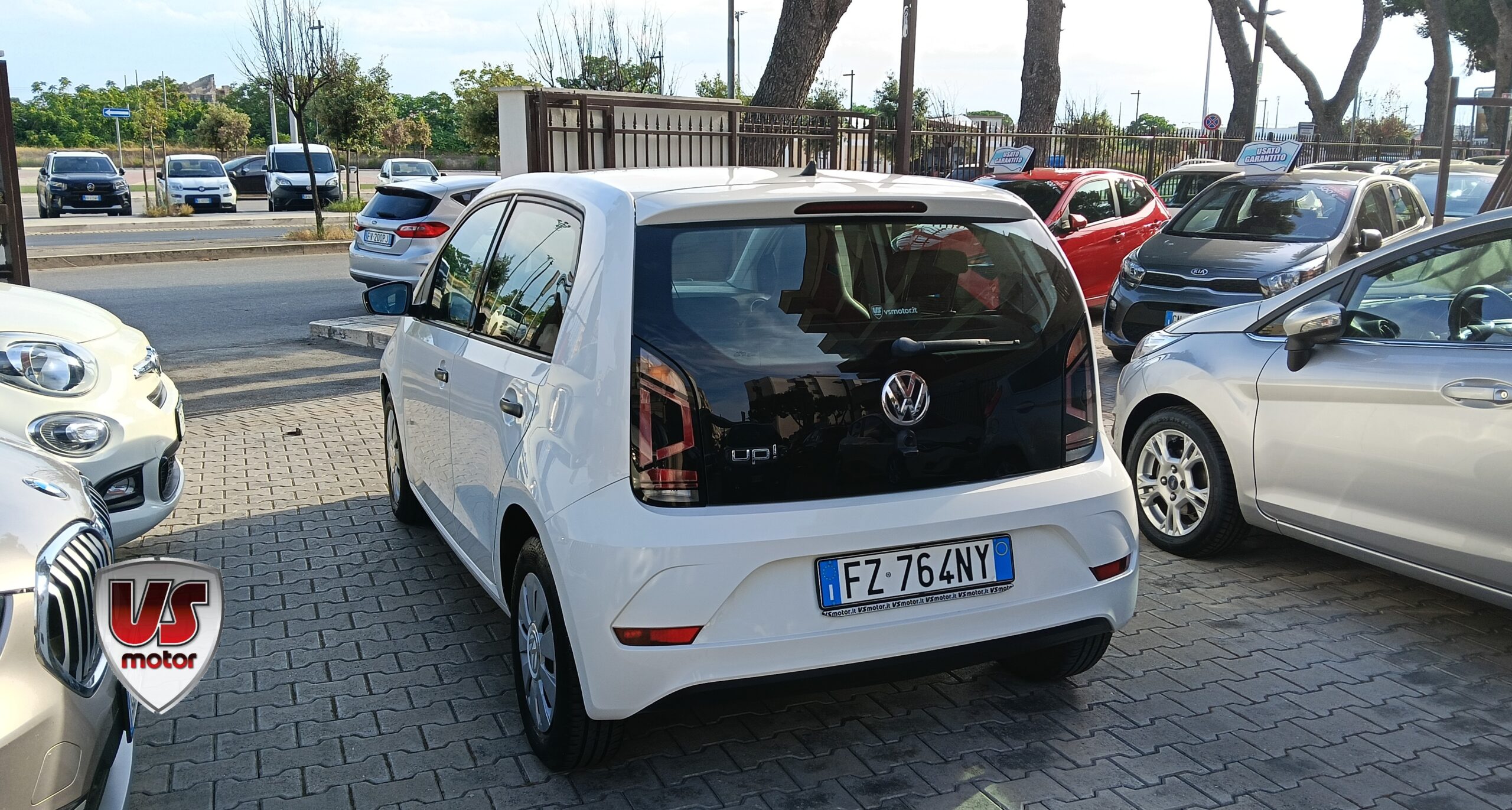 VOLKSWAGEN UP PREZZO PROMO - immagine 2