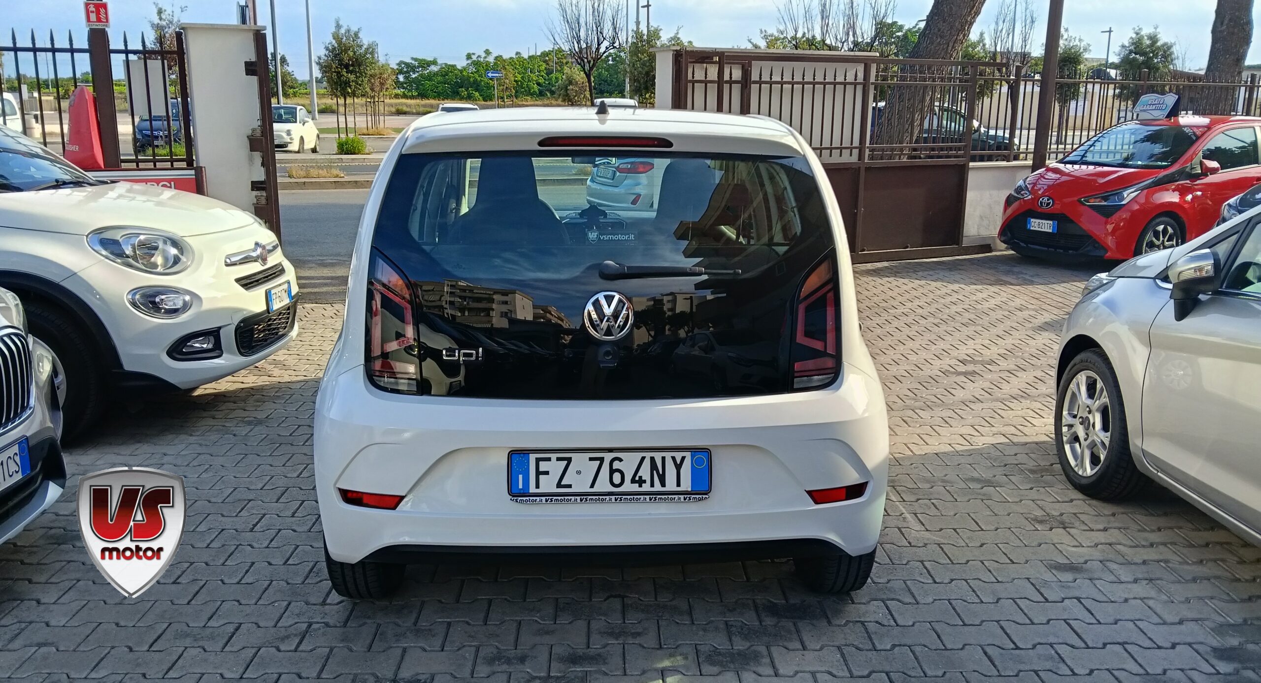 VOLKSWAGEN UP PREZZO PROMO - immagine 3